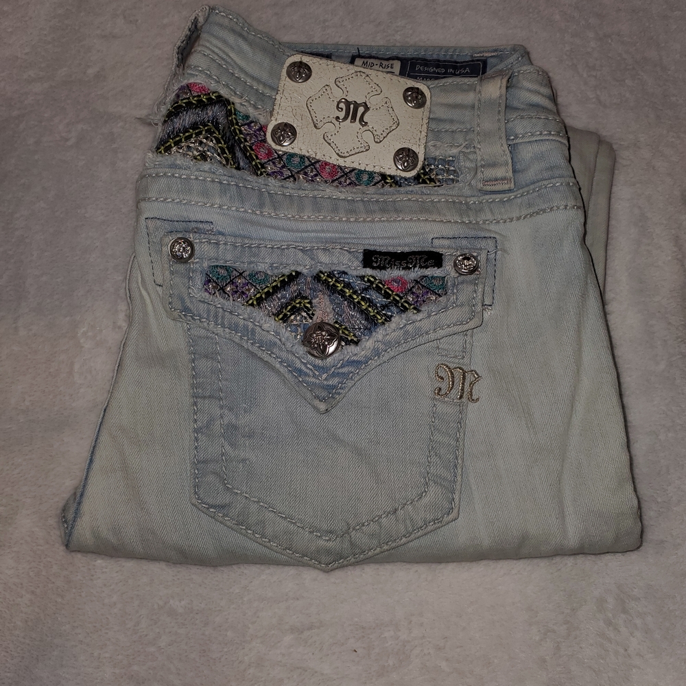 Miss Me Light Blue Jeans  Colorful Embellishments Size 30 Mid Rise Skinny